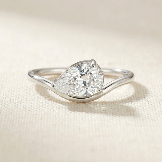 Wave Pear Ring