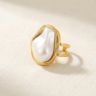 Baroque Pearl Ring