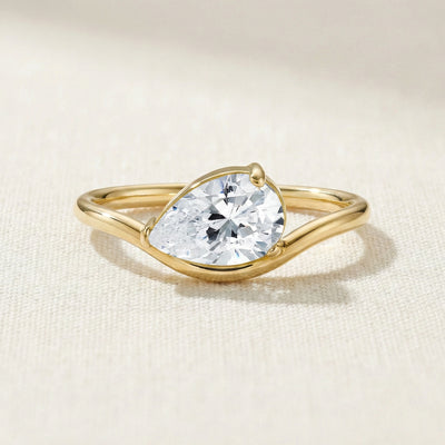 Wave Pear Ring