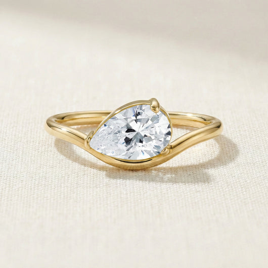 Wave Pear Ring