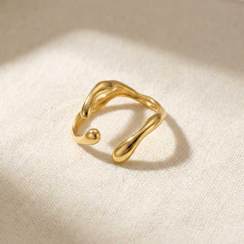 Liquid Wave Ring